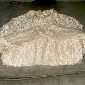 Long sleeve lace top